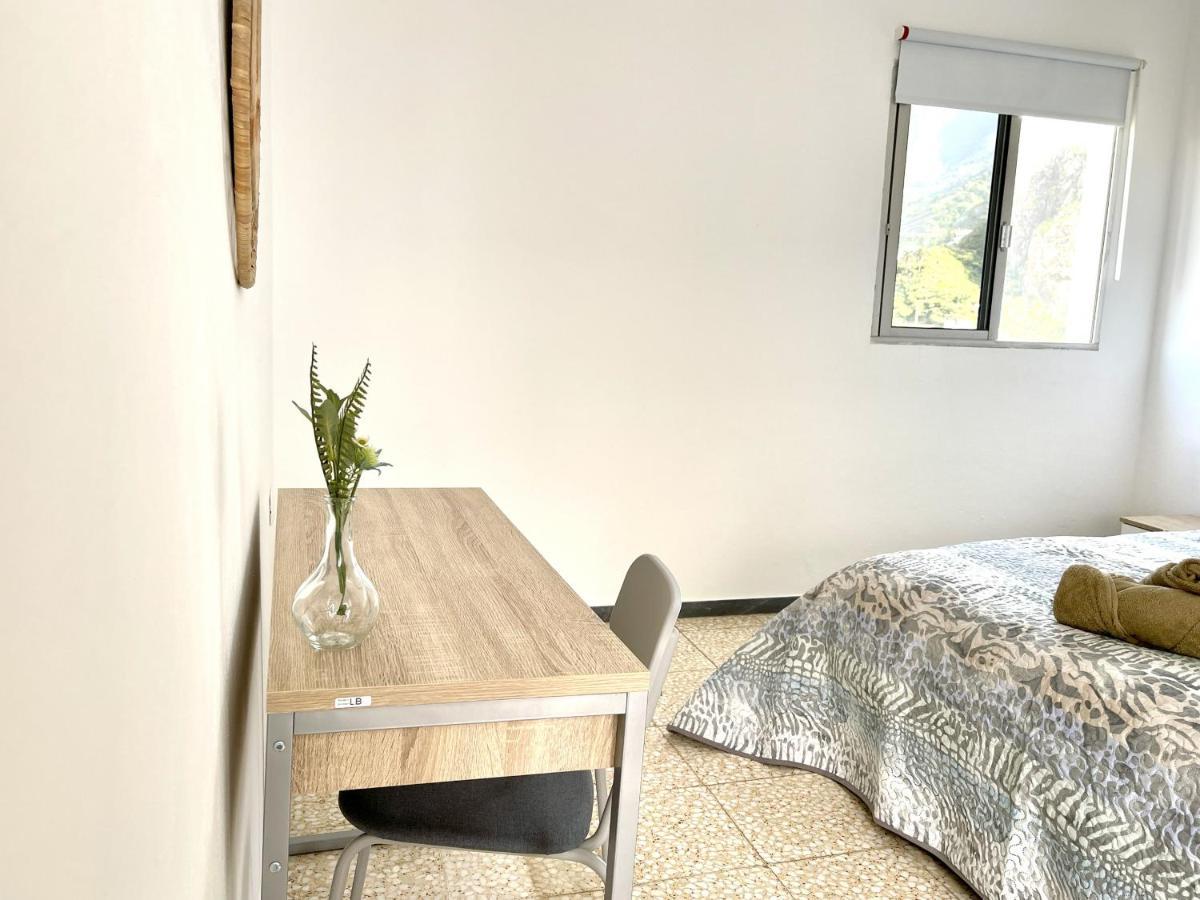 Ca Yaya - Big House With Terraces - Rooftop & Views แอร์มิกวา ภายนอก รูปภาพ