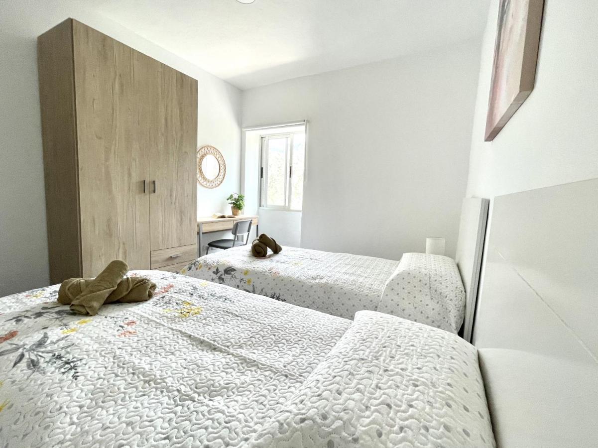 Ca Yaya - Big House With Terraces - Rooftop & Views แอร์มิกวา ภายนอก รูปภาพ